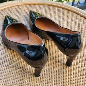 Aquatalia Black Shiny Patent Leather Women's Heels Sz 8